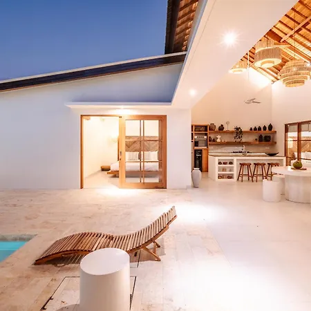 Stylish Brand New Luxurious ~ 5* Location ~ Canggu Exterior photo