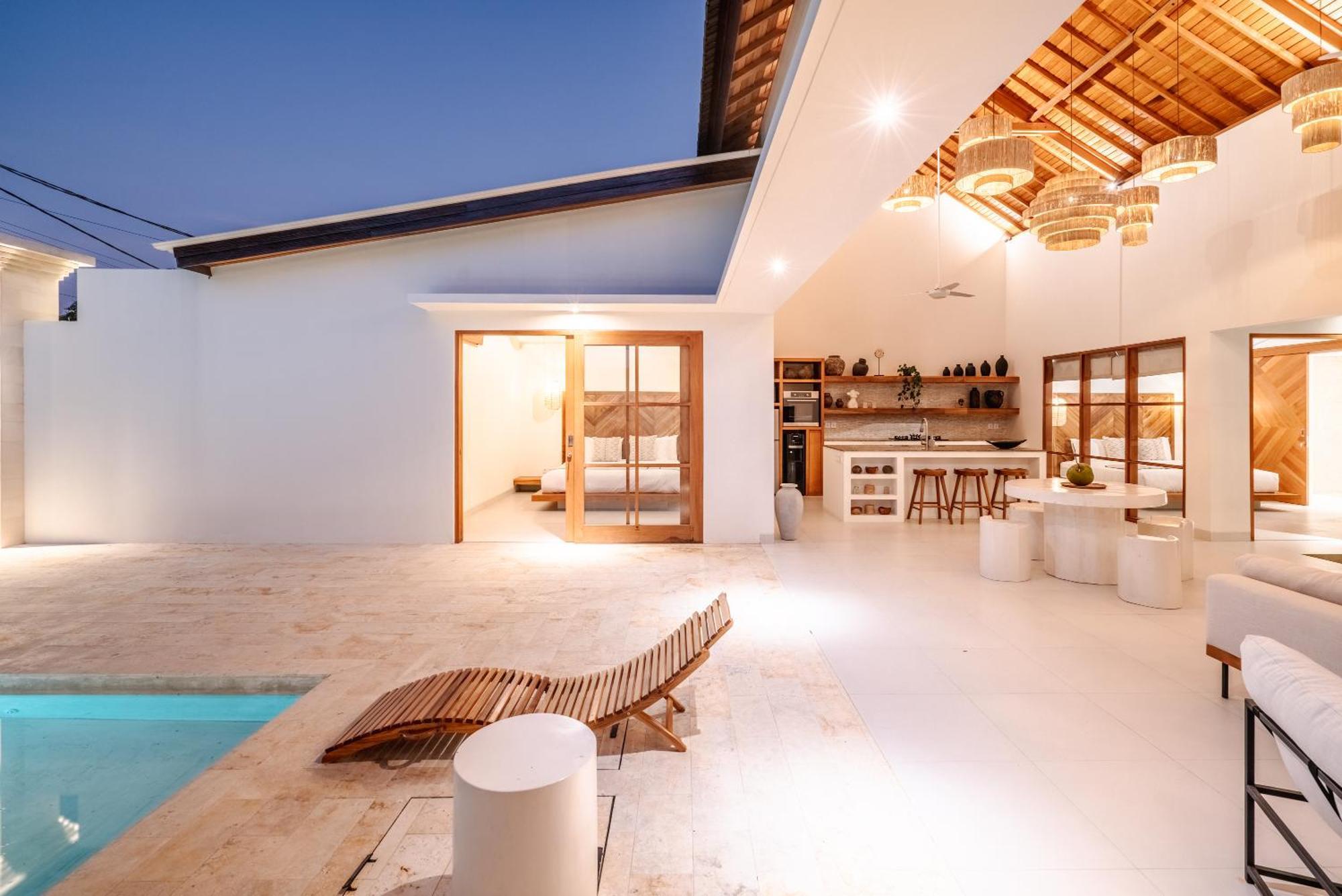 Stylish Brand New Luxurious ~ 5* Location ~ Canggu