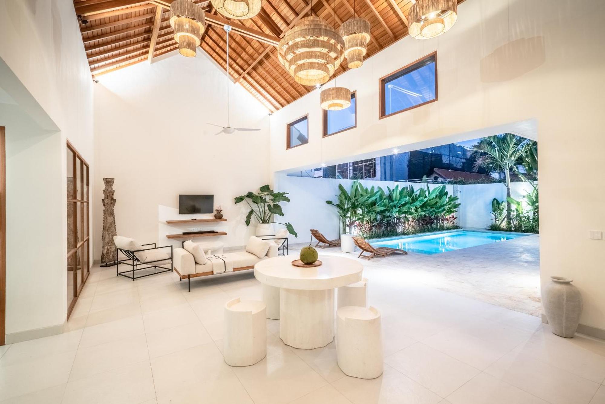 Stylish Brand New Luxurious ~ 5* Location ~ Canggu